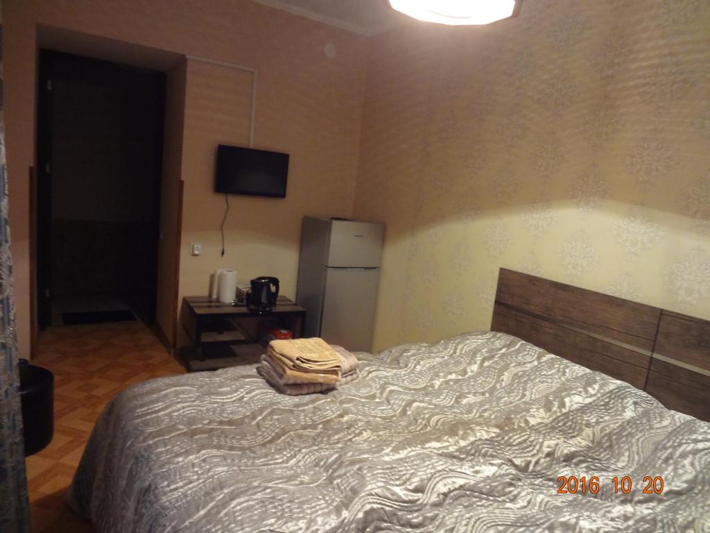Ana's Comfort Apartment room 2